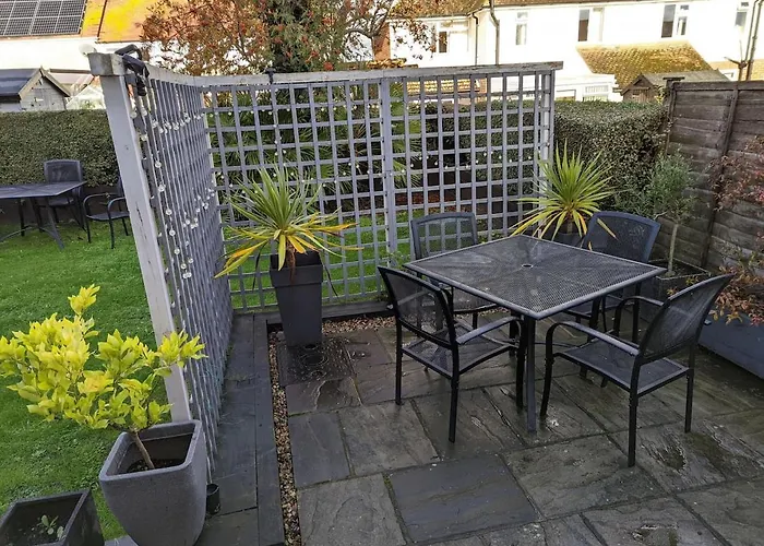 Cadborough Cliff Apartment